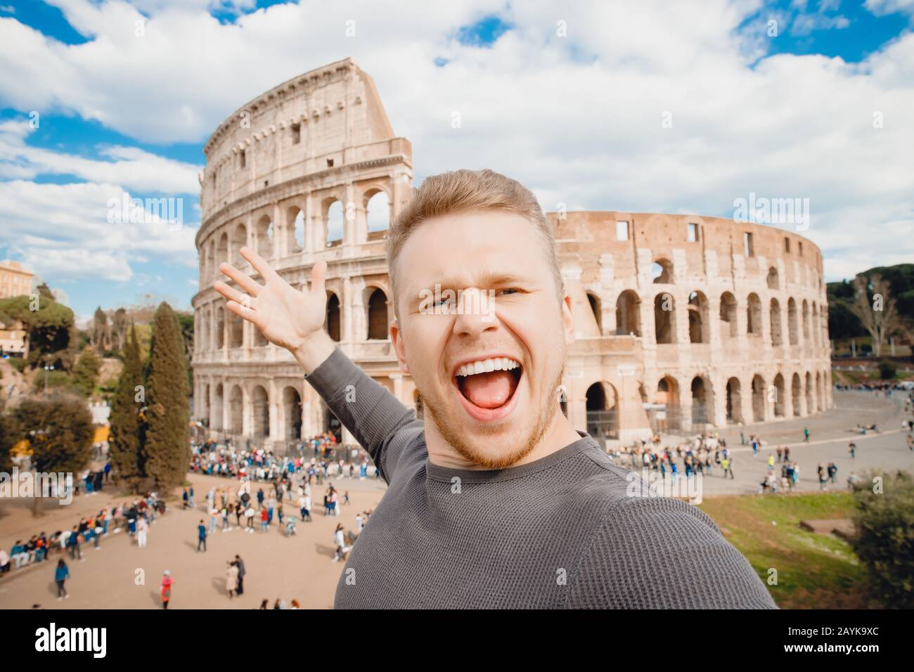 Rome colosseum selfie hi-res stock photography and images - Alamy