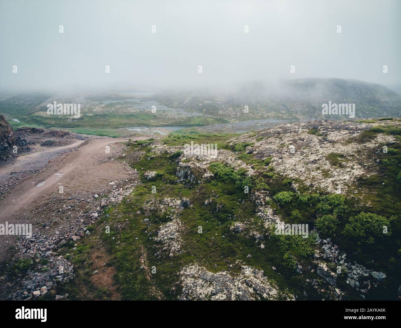 Rocky shore lines hi-res stock photography and images - Alamy