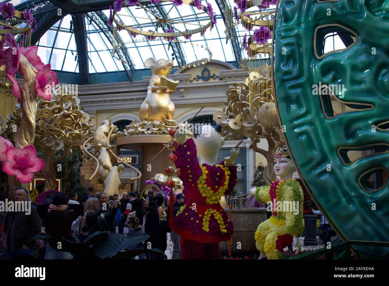 Chinese new year in bellagio hi-res stock photography and images - Alamy