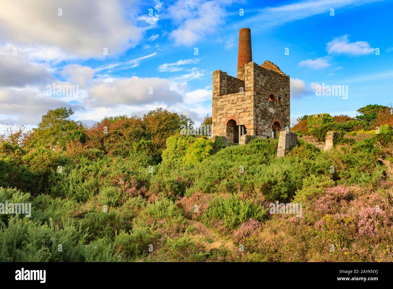 A engine house at Wheal Peevor in Cornwall Stock Photo