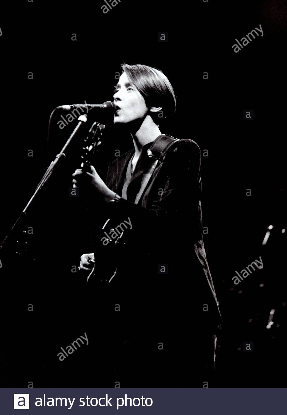Suzanne Vega High Resolution Stock Photography and Images - Alamy