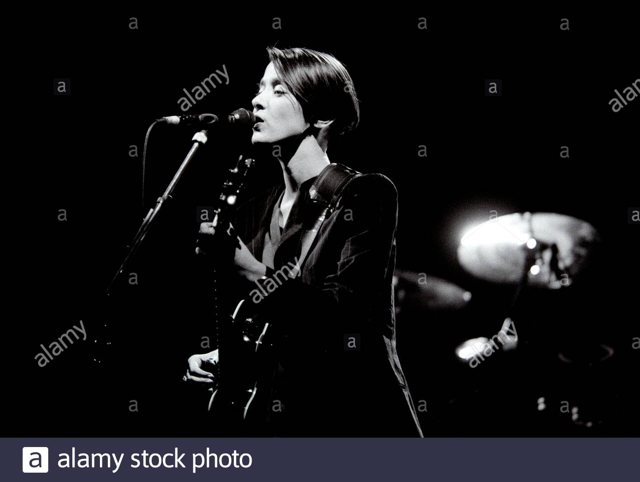 Suzanne Vega High Resolution Stock Photography and Images - Alamy