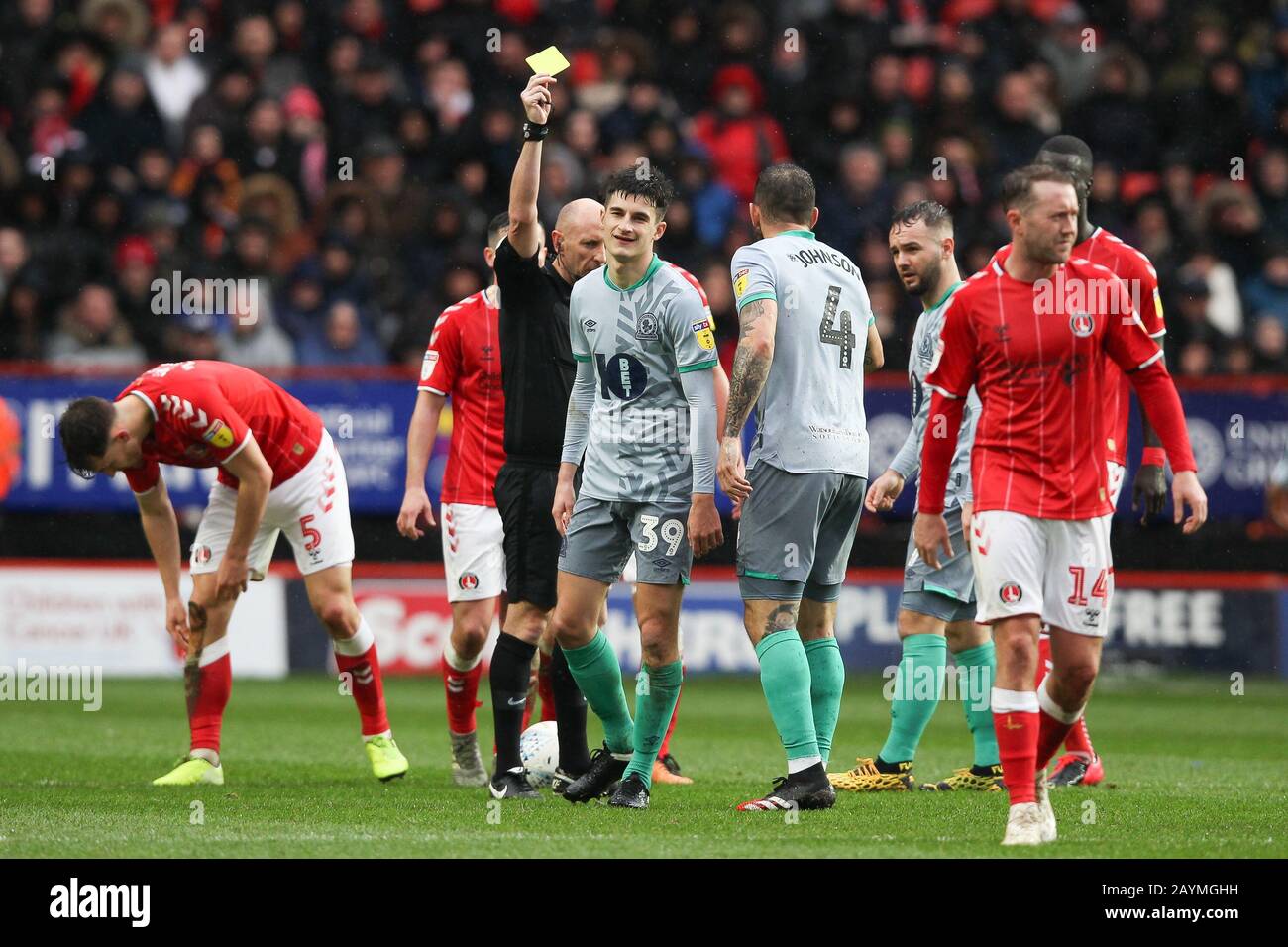 Page 3 - Referee From Championship High Resolution Stock Photography and  Images - Alamy