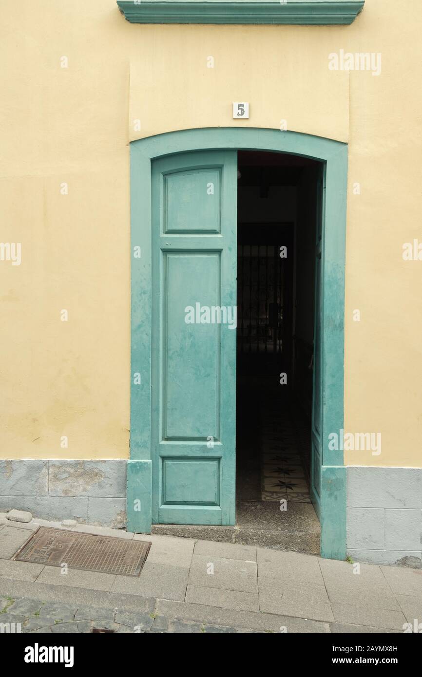 Door Half Open High Resolution Stock Photography And Images Alamy Door Half Open High Resolution Stock Photography And Images Alamy