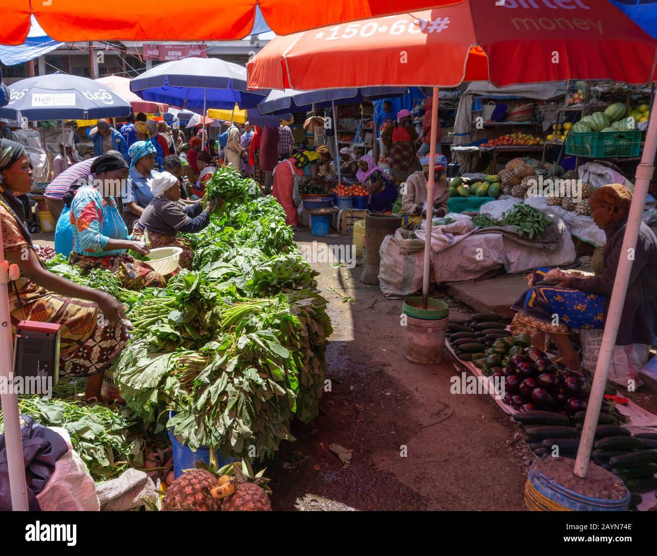 ARUSHA, TANZANIA - AUGUST 16, 2017: people at the central market of Arusha Stock Photo
