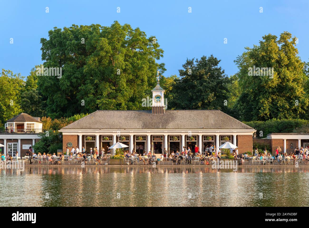 Lido Cafe Bar beside the Serpentine in Hyde Park, London, UK Stock Photo