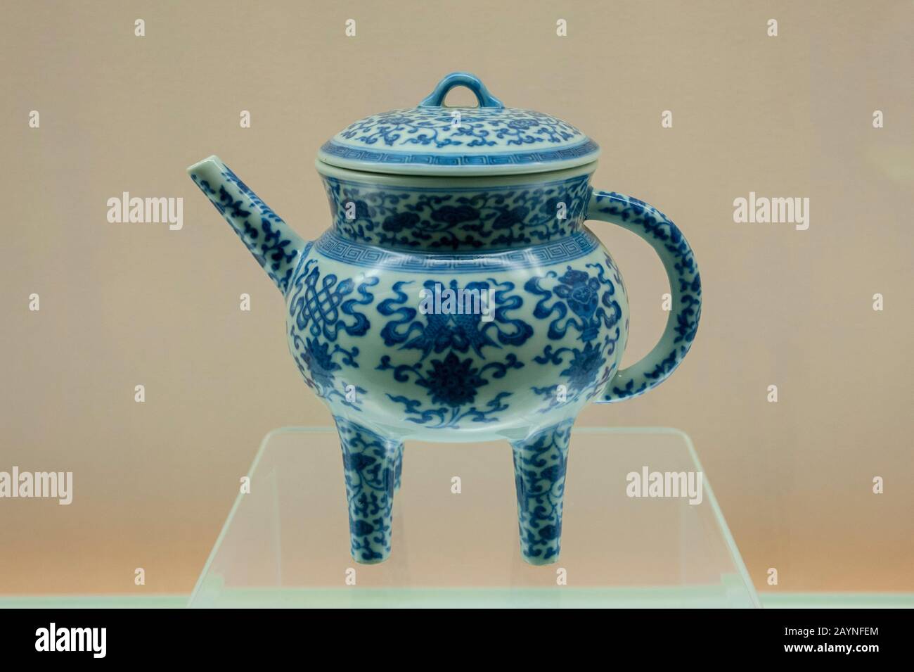 Pottery jar museum hi-res stock photography and images - Page 3 - Alamy