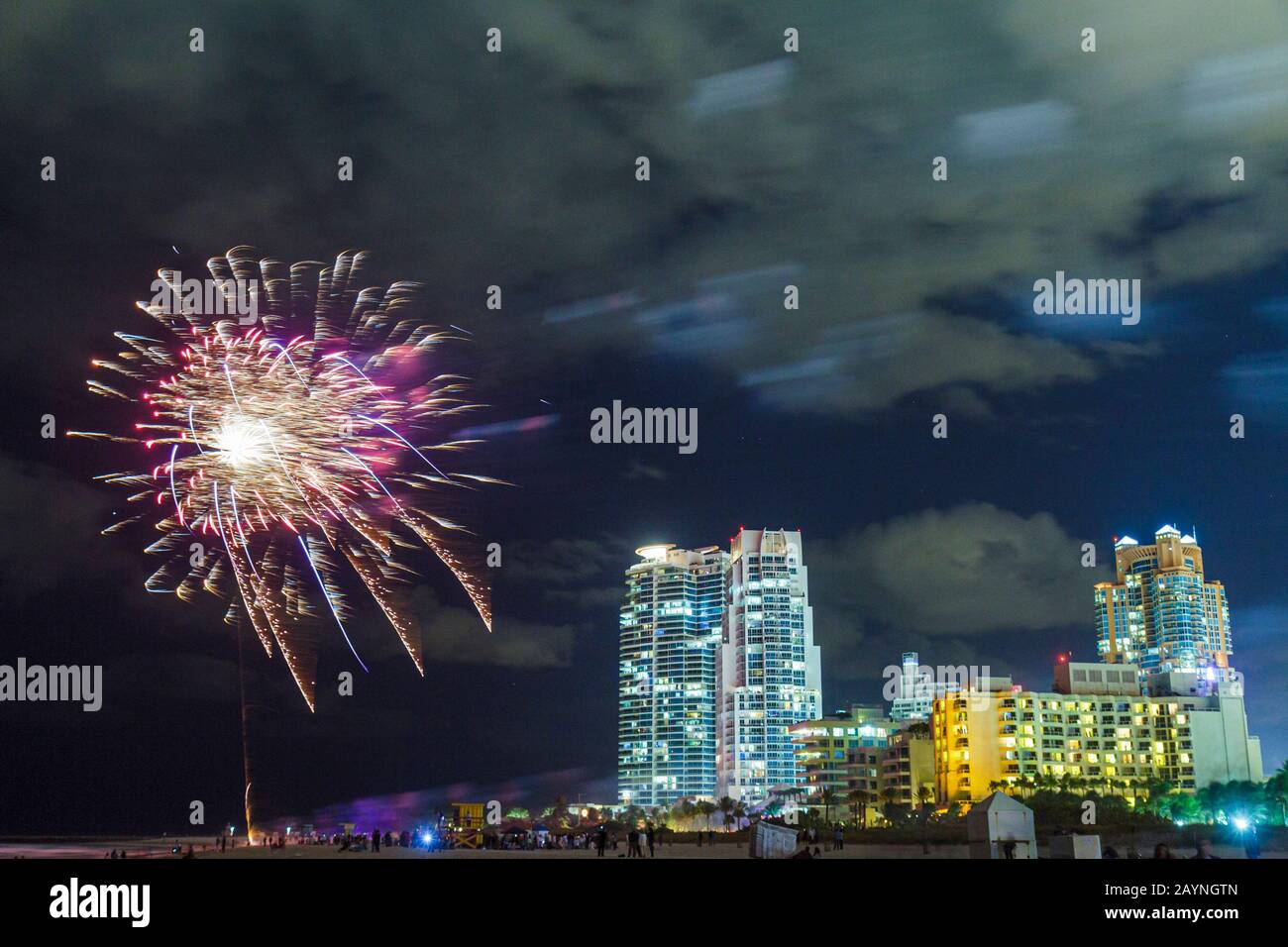 Miami Beach Florida,South Pointe SoFi,Point,New Year's Eve,fireworks