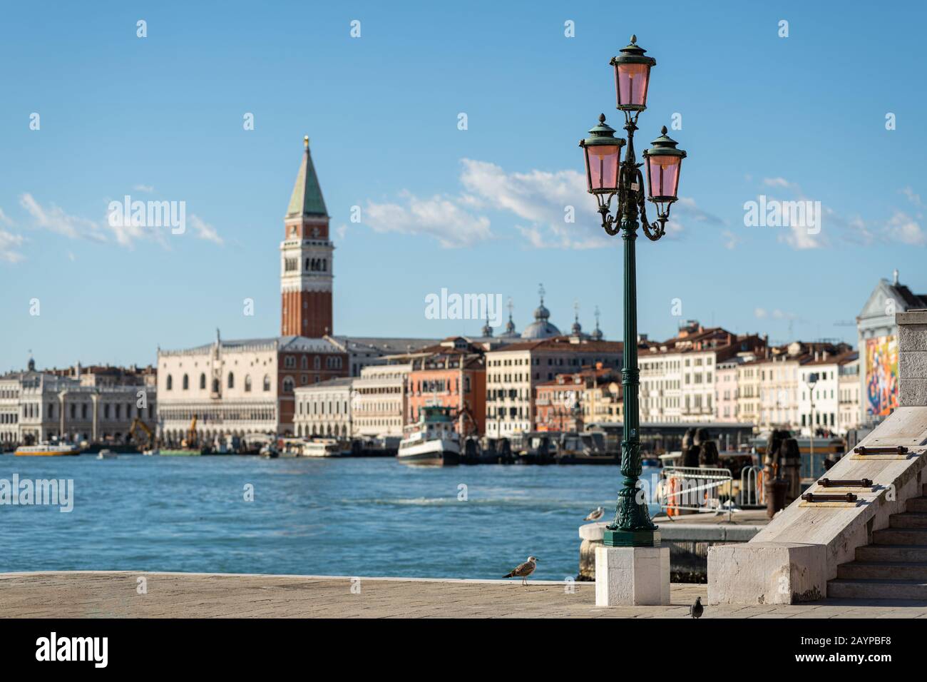 Venice wedding palace hi-res stock photography and images - Alamy