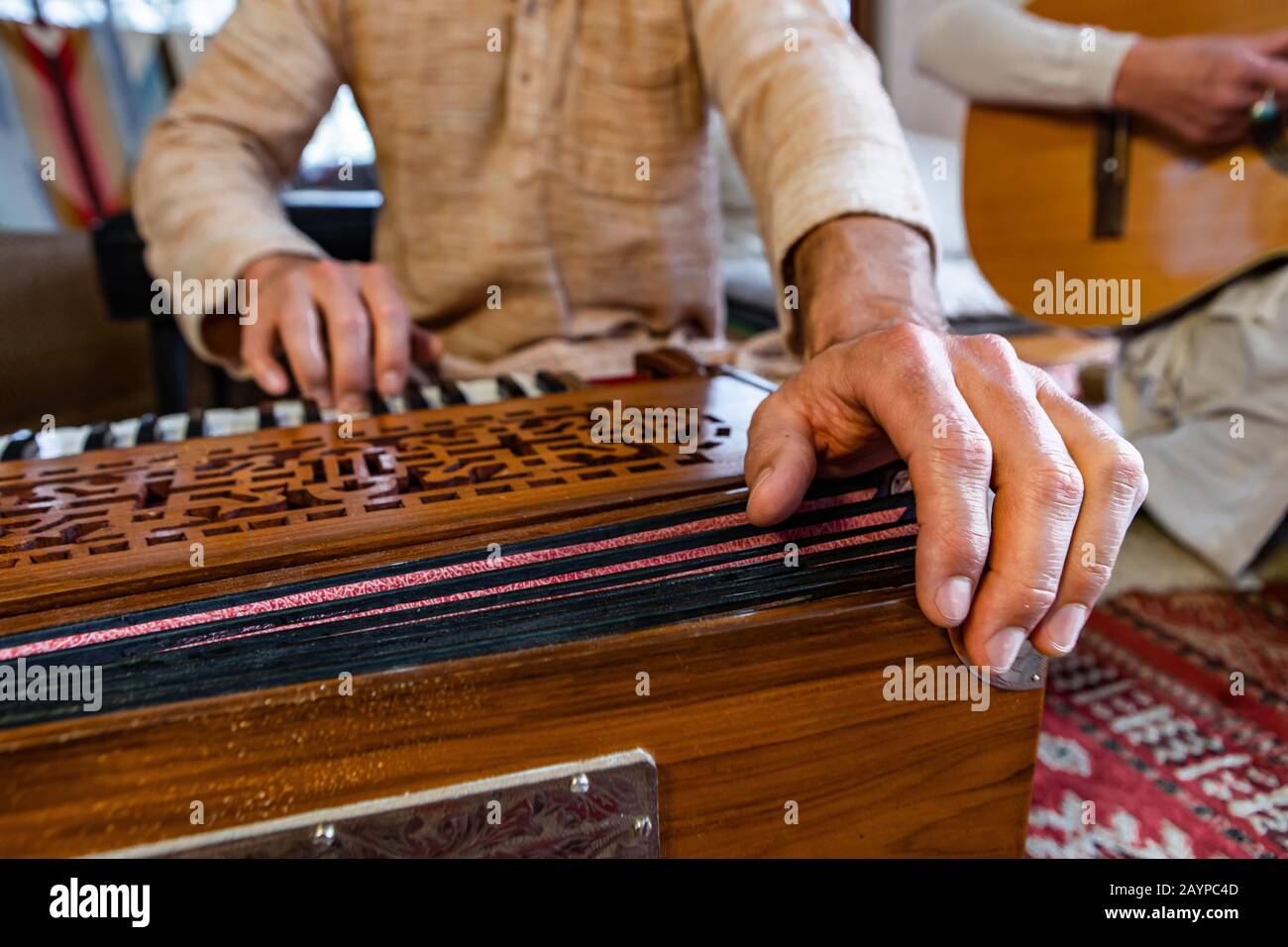 Accordion Hand High Resolution Stock Photography and Images Alamy