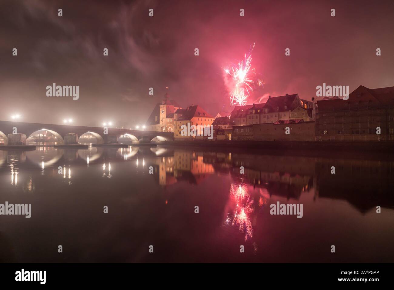Silvester rocket hi-res stock photography and images - Alamy