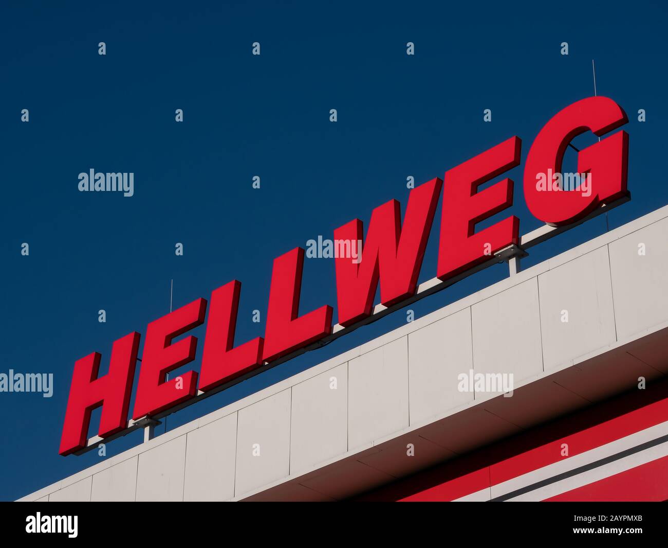BERLIN, GERMANY - FEBRUARY 4, 2020: Hellweg Logo At A DIY Store In ...
