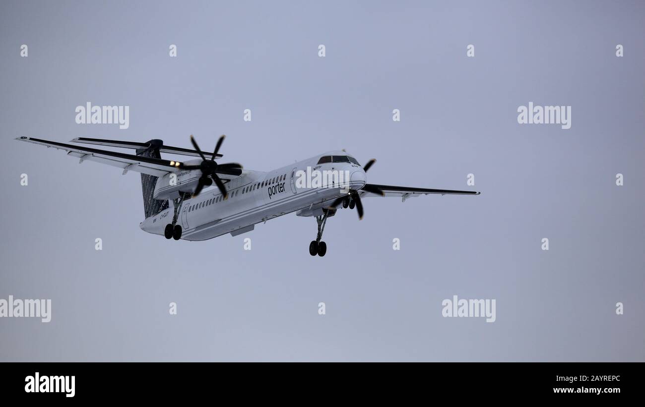 DHC-8 Porter Airlines C-FLQY landing at YOW, Ottawa, Canada, February 15, 2020 Stock Photo