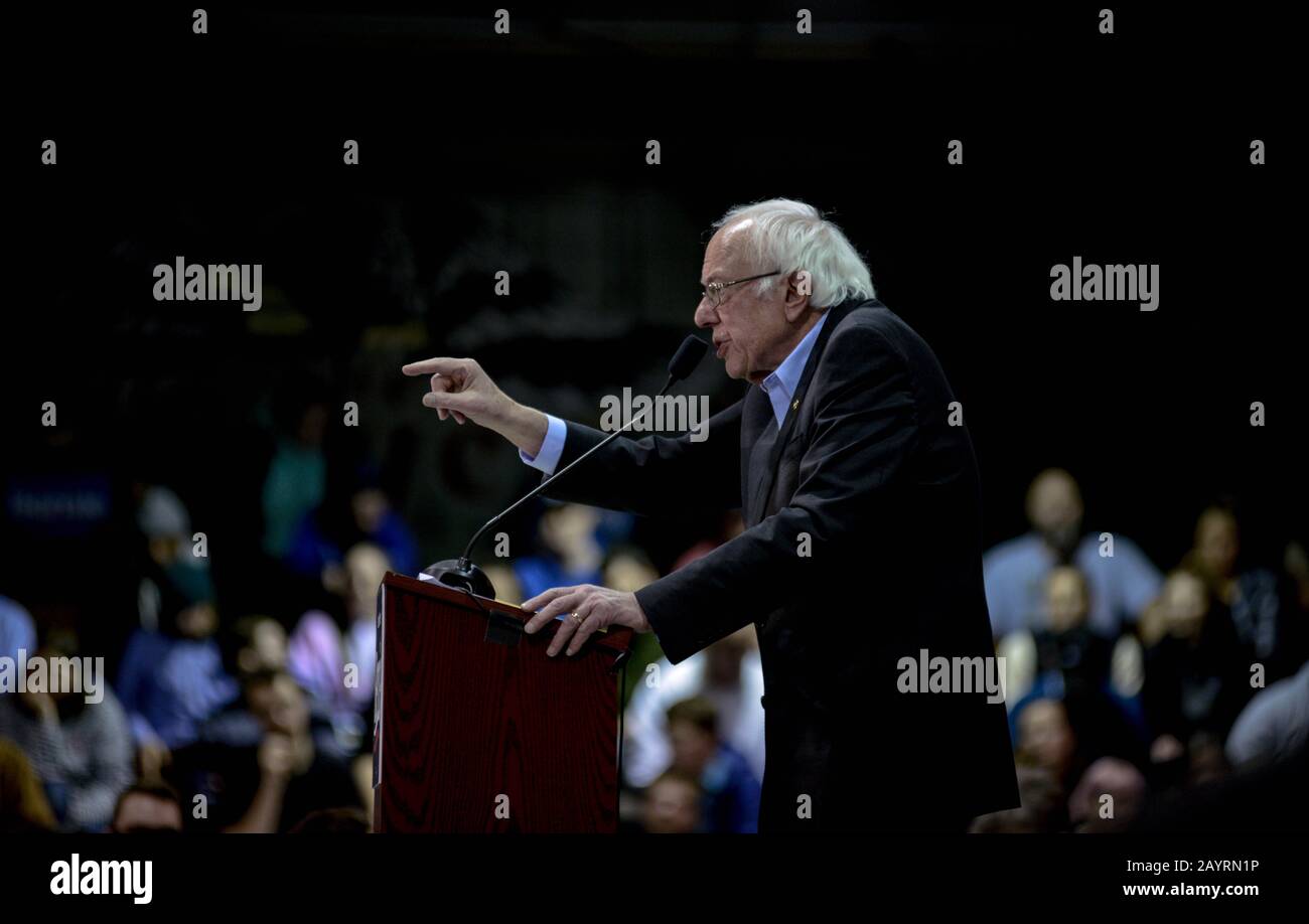 U.S. Senator Bernie Sanders campaigns at Franklin Pierce University in Ringe, N.H., USA, during the New Hampshire presidential primary. Stock Photo