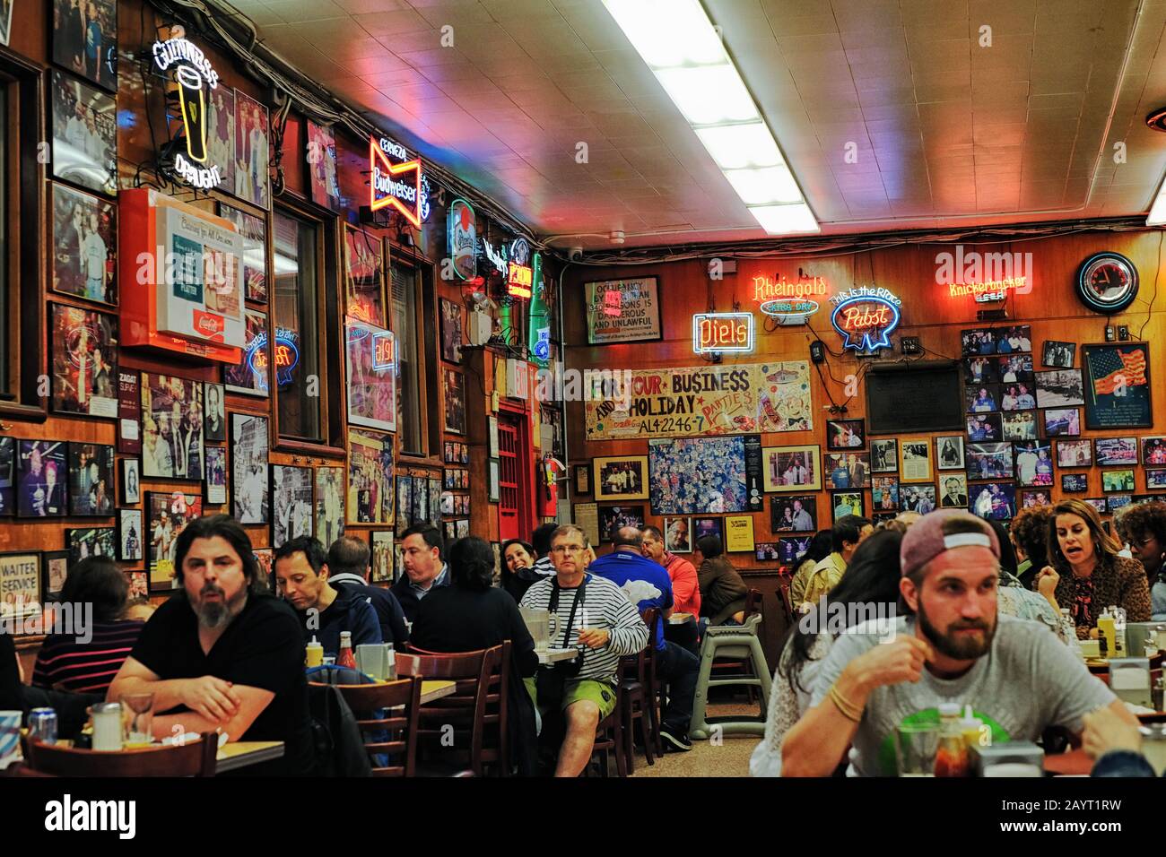 Katz deli interior High Resolution Stock Photography and Images Alamy