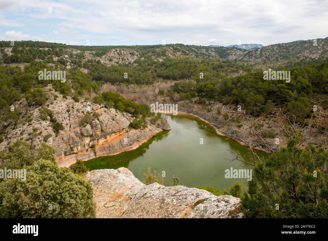 View of the lake created by the Francois Zola Dam, which is an arch dam, near the village of Le Tholonet, close to Aix-en-Provence, France. Stock Photo