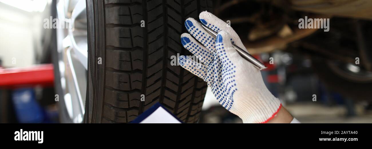 Lifting glove hi-res stock photography and images - Alamy