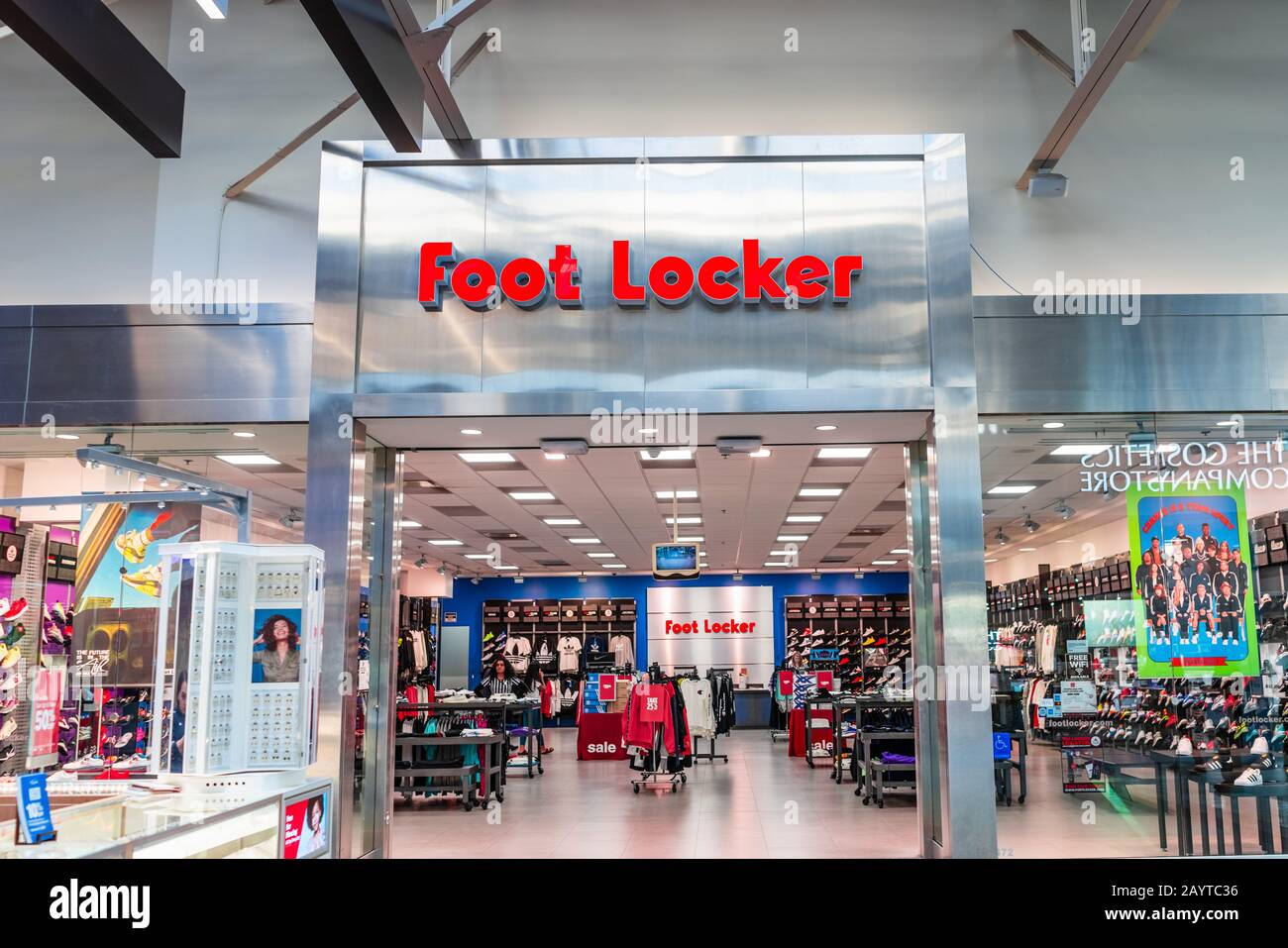 Jan 31, 2020 Milpitas / CA / USA - Foot Locker store in a shopping mall in South San Francisco Bay Area; Foot Locker Retail, Inc. is an American sport Stock Photo