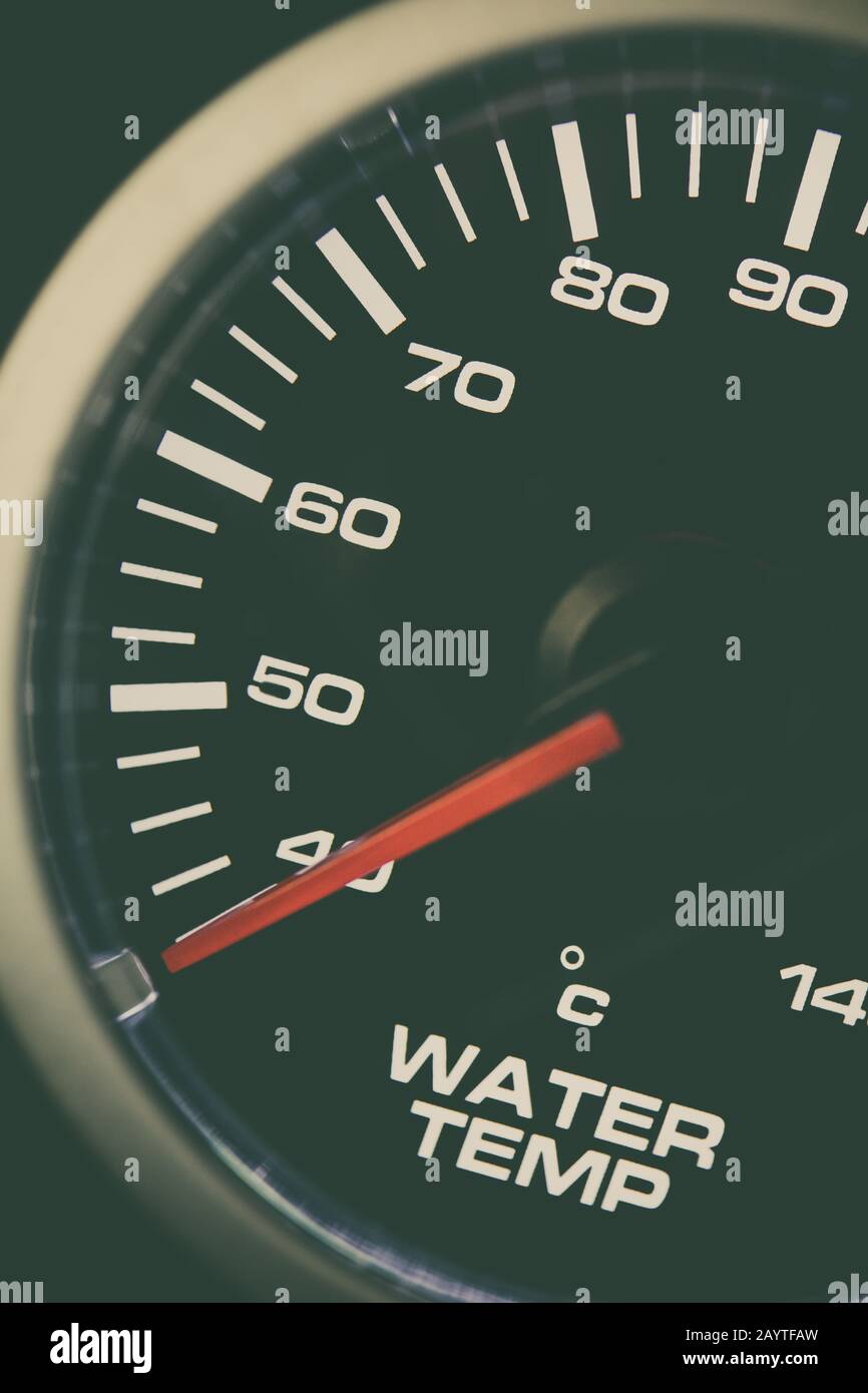 Temperature Gauge In Car Dashboard Cold Stock Photo Alamy, 52 OFF