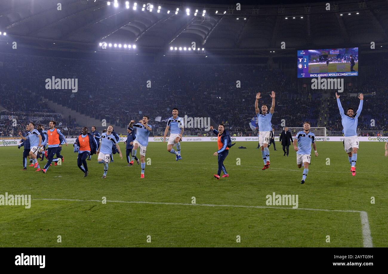 (200217) -- ROME, Feb. 17, 2020 (Xinhua) -- Lazio's players celebrate at the end of a Serie A soccer match between Lazio and FC Inter in Rome, Italy, Feb 16, 2020. (Photo by Augusto Casasoli/Xinhua) Stock Photo