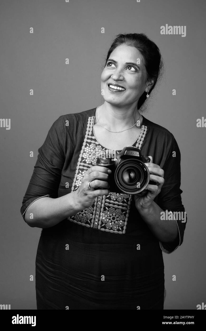 Asian photographer woman Black and White Stock Photos & Images - Alamy