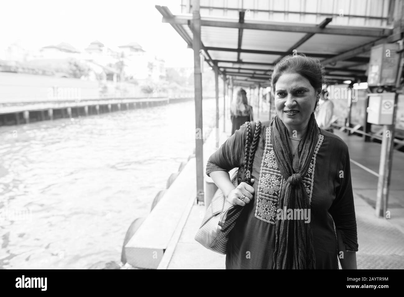 Indian woman thinking Black and White Stock Photos & Images - Alamy