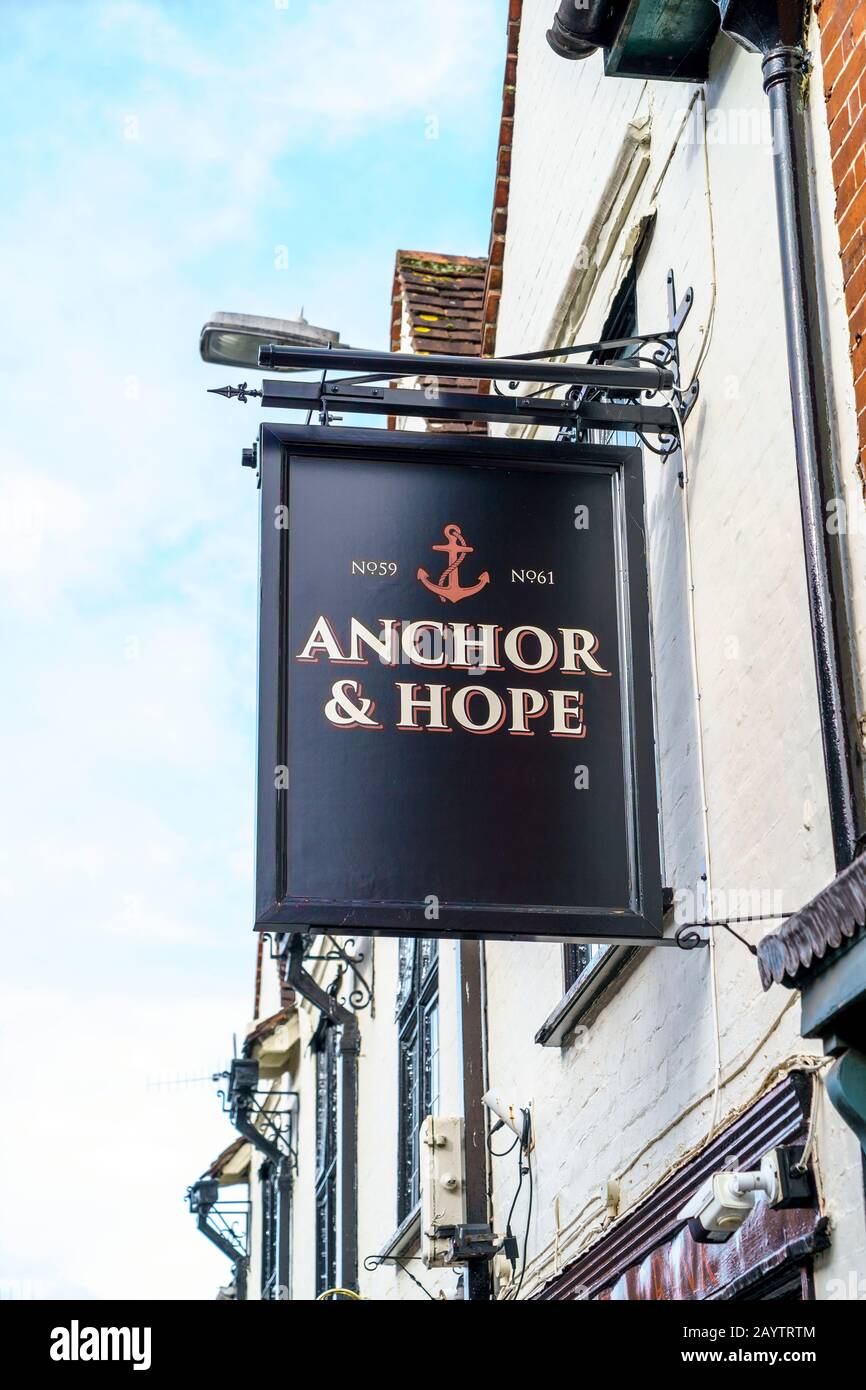 Hope and anchor hi-res stock photography and images - Alamy