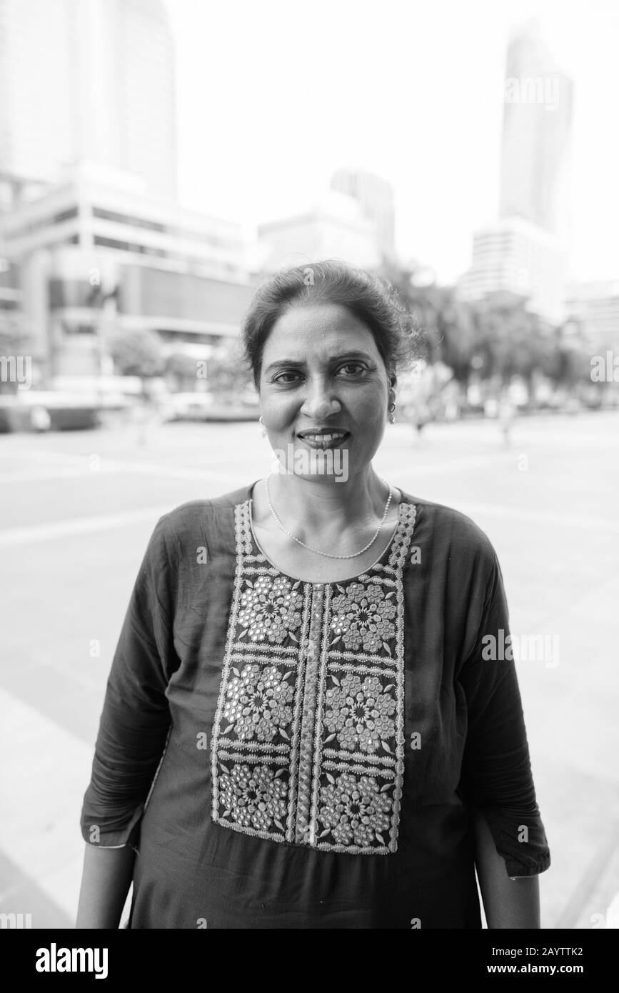 Beautiful indian woman Black and White Stock Photos & Images - Alamy