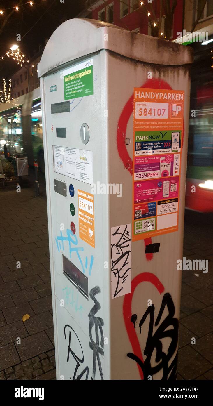 parking ticket machine, paying parking fees by cell phone, Netherlands Stock Photo Alamy