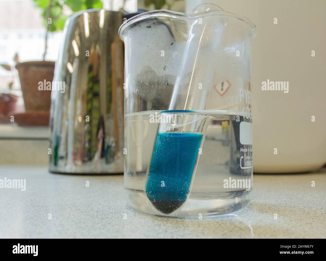 Copper Sulfate Crystals High Resolution Stock Photography And Images Alamy