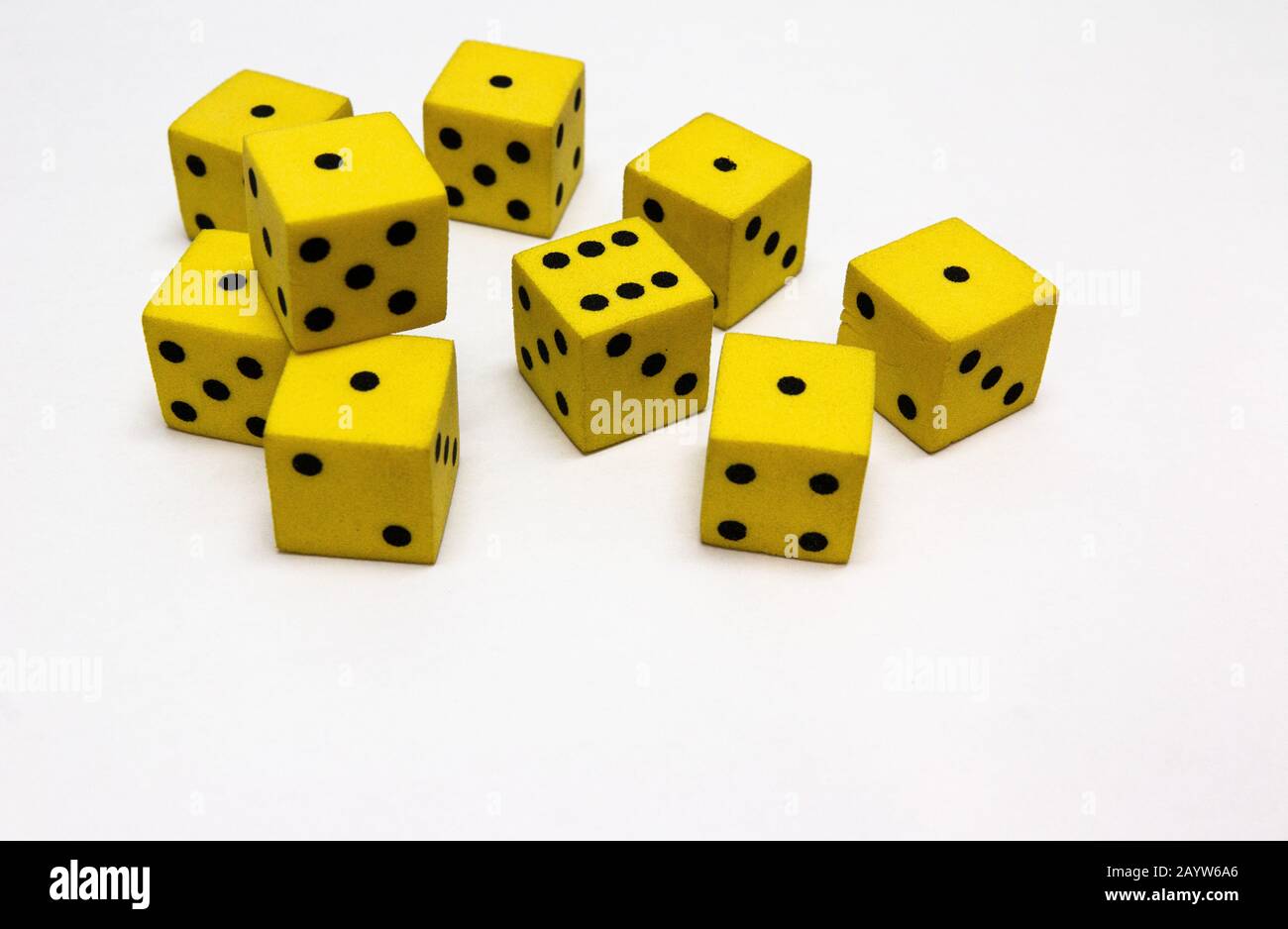 Yellow dice hires stock photography and images Alamy