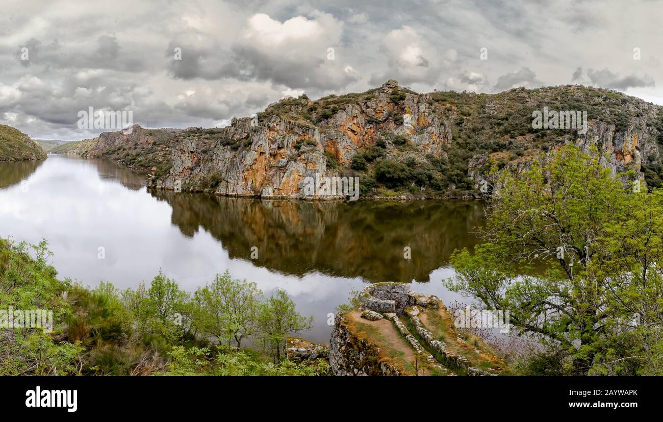 Landscape in Los Arribes del Duero along the river trail. Zamora. The Arribes del Duero Natural Park. Spain Stock Photo