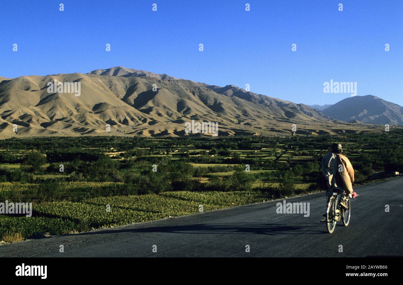 Afghan environment hi-res stock photography and images - Alamy