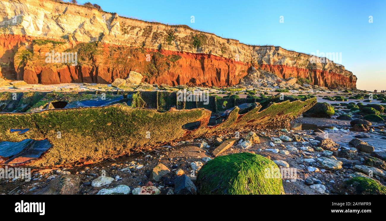 hunstanton coast norfolk county cliff strata geology from beach east anglia england uk gb Stock