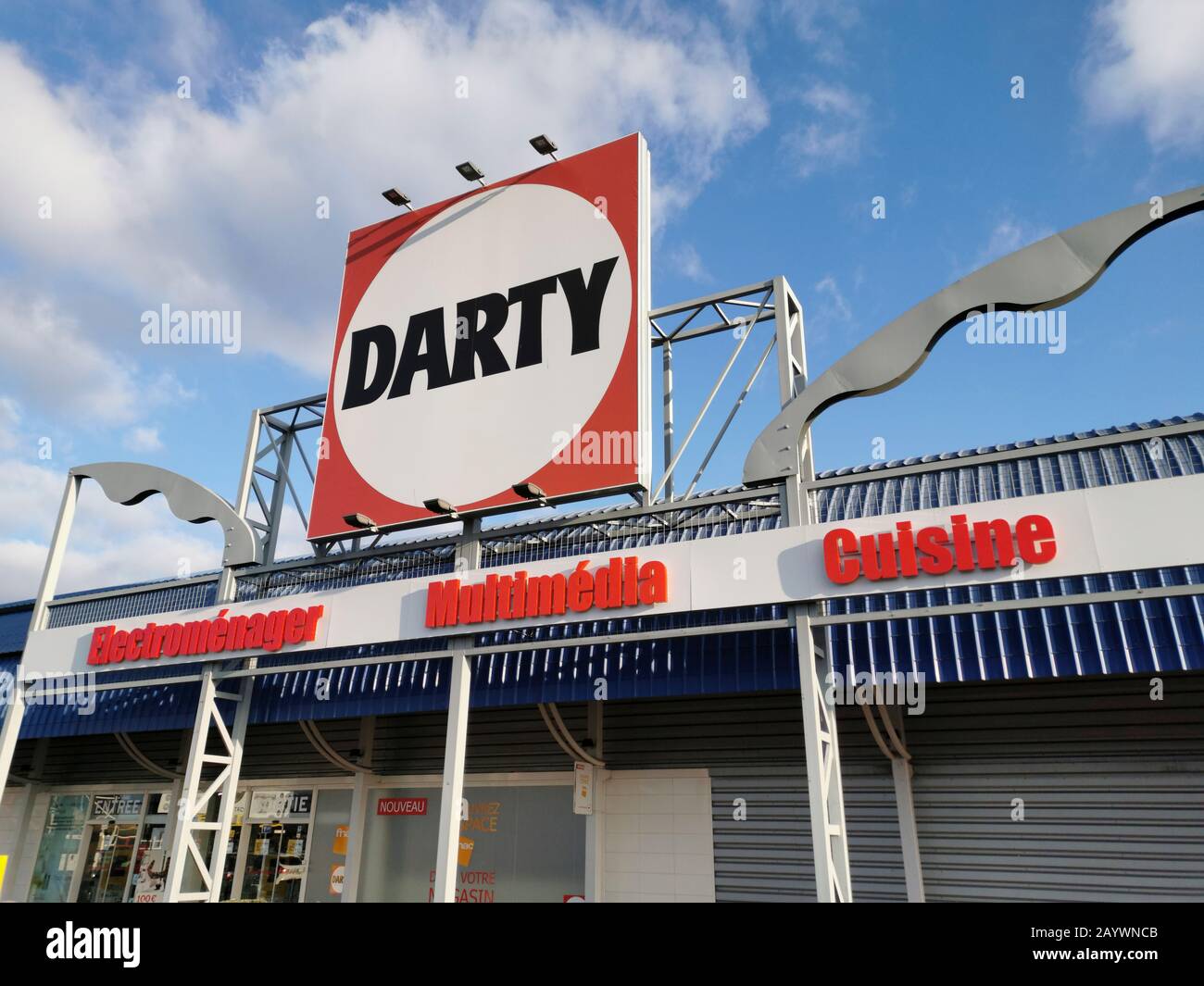 Darty Shop Sign France Stock Photo Alamy