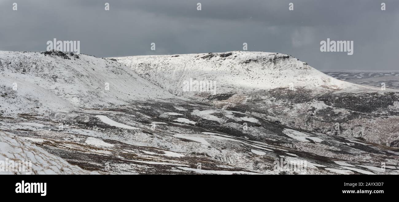 Seal Edge and Fairbrook Naze, Kinder Scout, February 2020, Peak District National Park, England Stock Photo