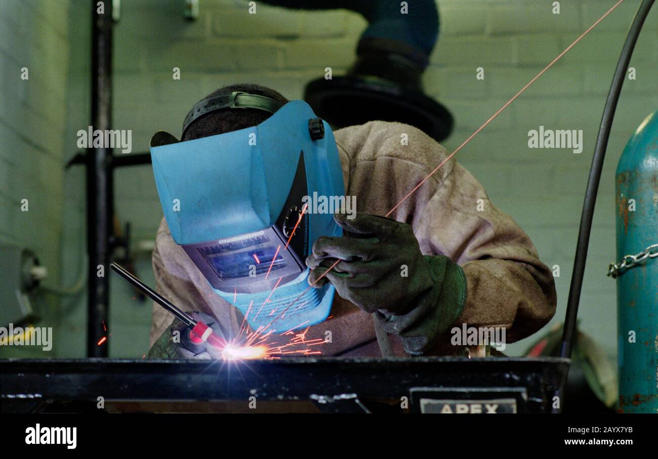Electric arc welding hires stock photography and images Alamy