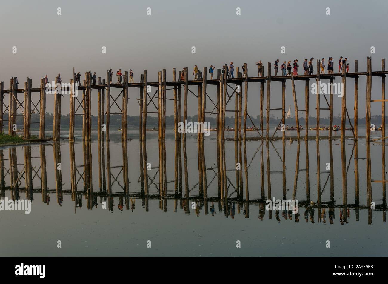 Amarapura asia burma myanmar bridge hi-res stock photography and images ...