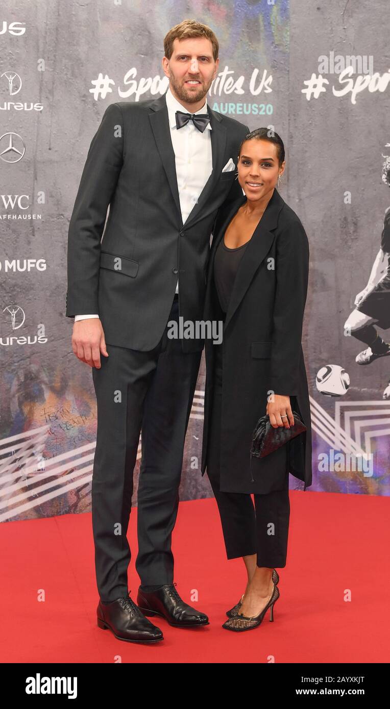 Jessica Olsson Engagement Ring