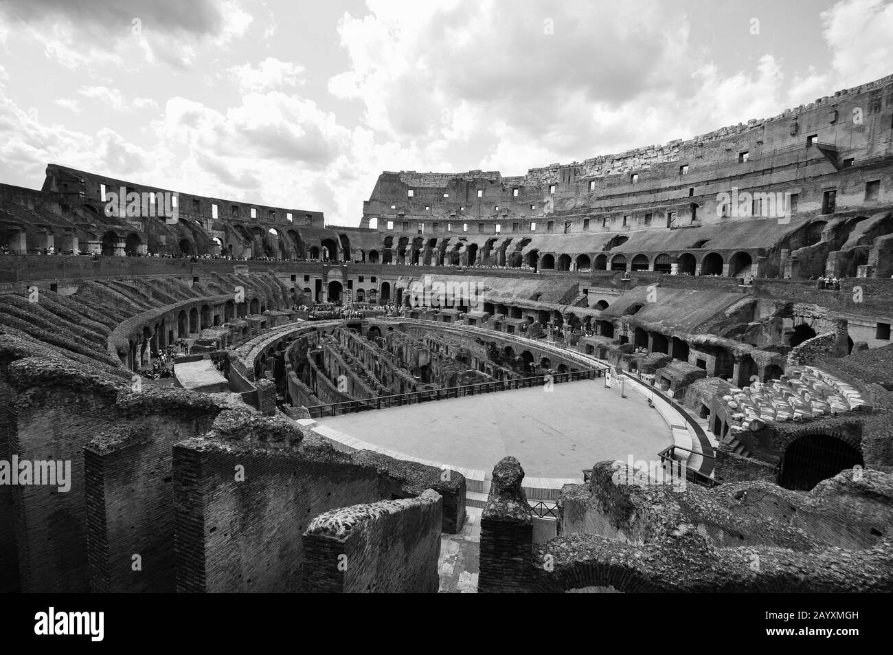 Façade of the colosseum Black and White Stock Photos & Images - Alamy