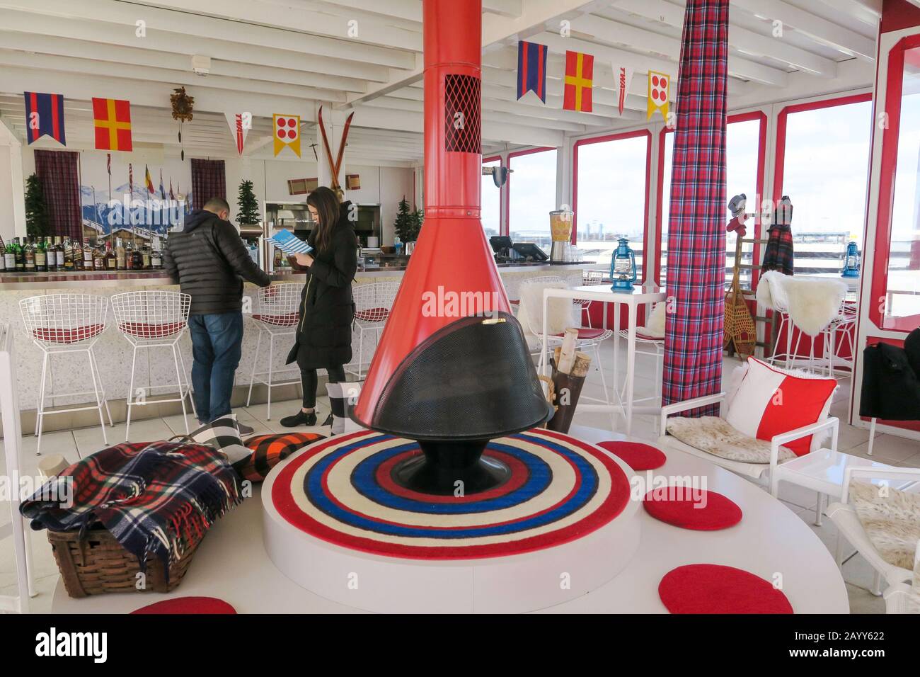 Ski chalet interior hi-res stock photography and images - Alamy