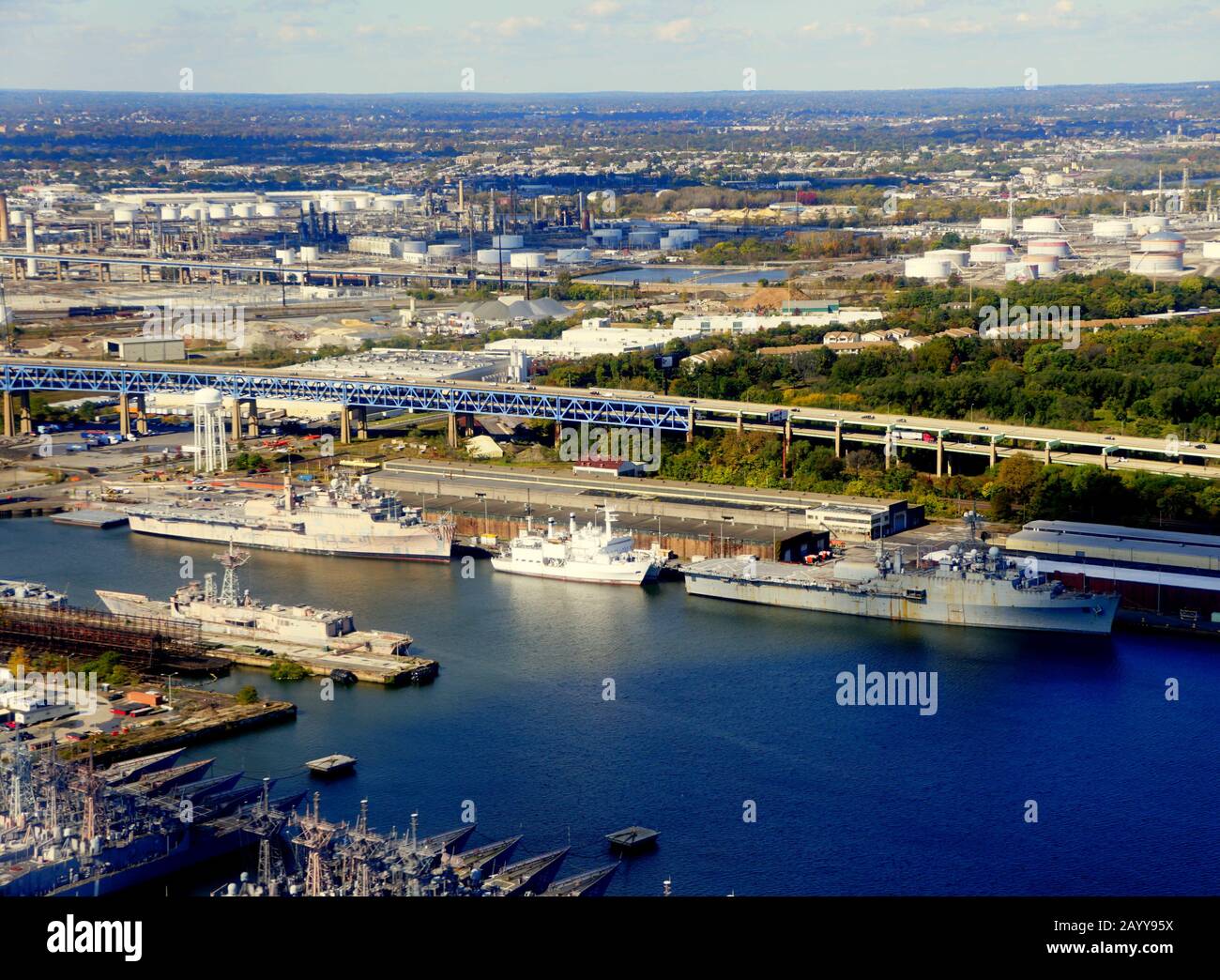 Philadelphia naval shipyard hires stock photography and images Alamy