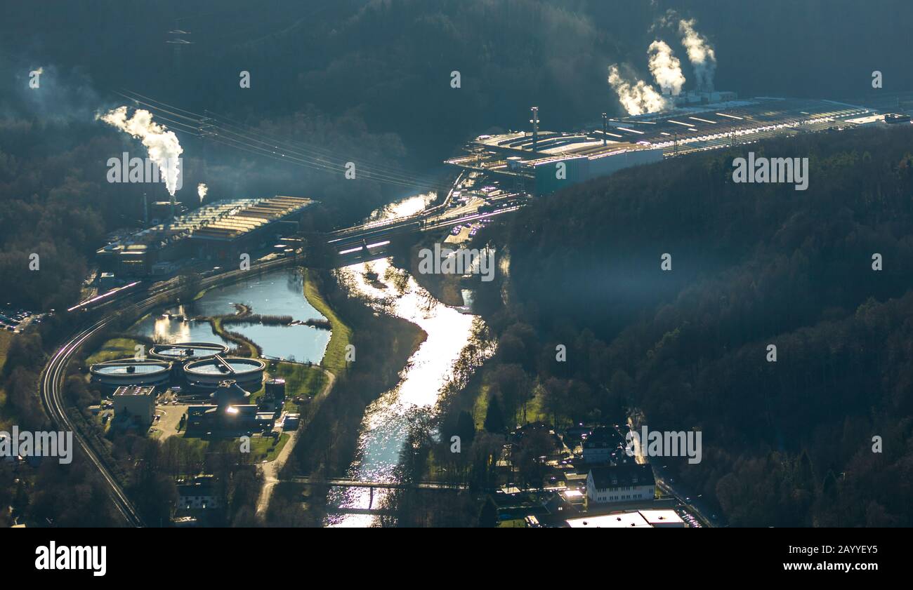 Fluss lenne im gegenlicht hi-res stock photography and images - Alamy