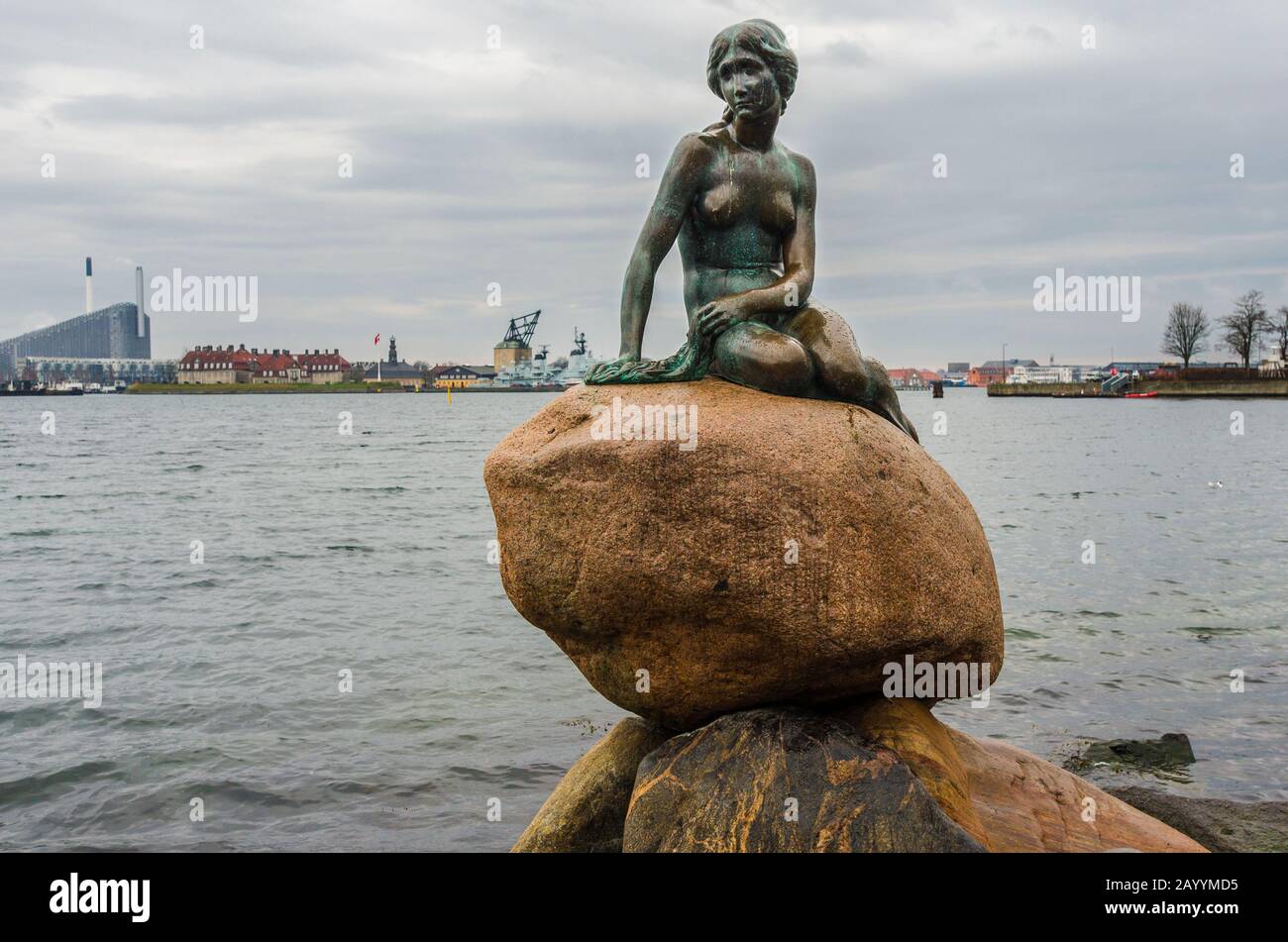 The little mermaid Statue by Edvard Eriksen Stock Photo Alamy