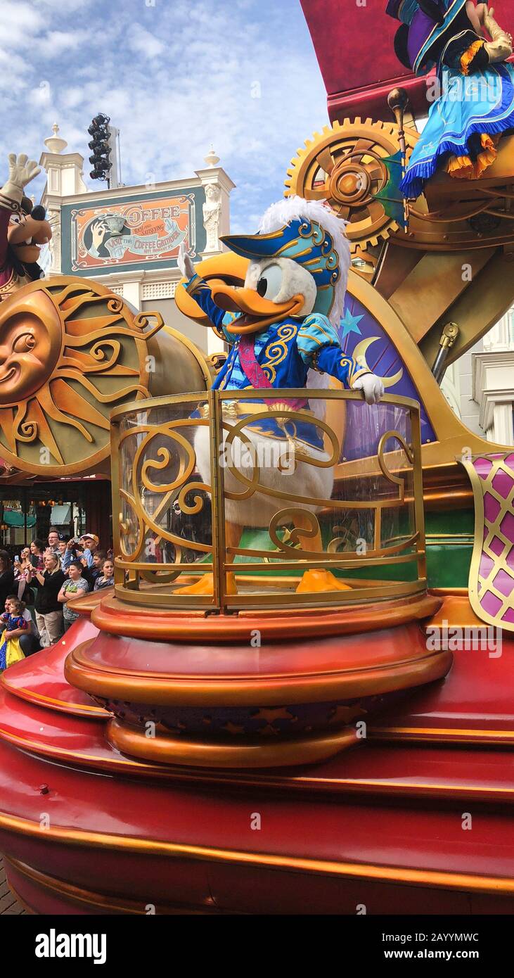 Paris, France - 05.27.2019: Disneyland. Games, attractions and many events  during the day. Mickey, Donald, Goofy, Castles, Lakes, and funny games  Stock Photo - Alamy