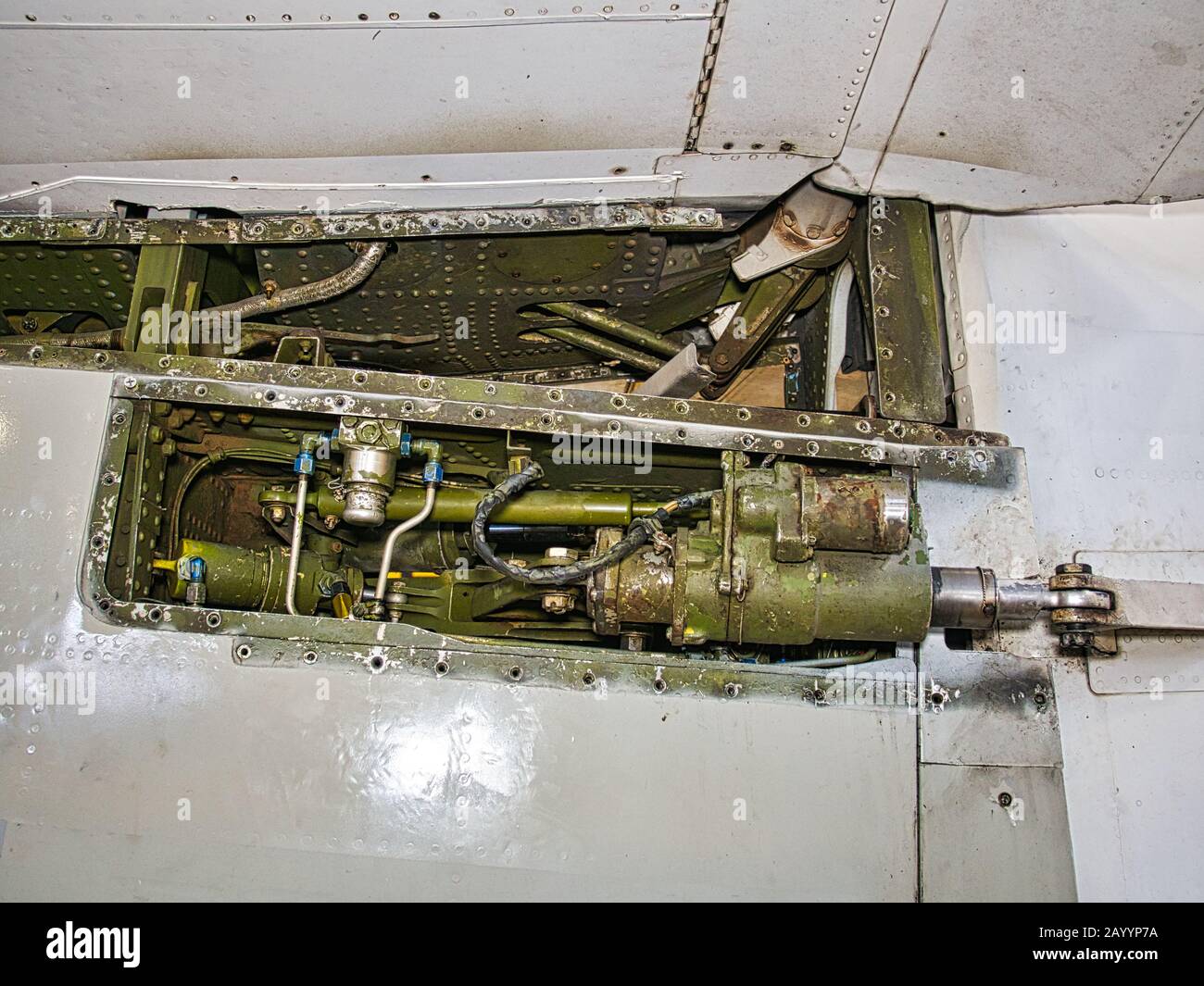 Folding wing aircraft hi-res stock photography and images - Alamy