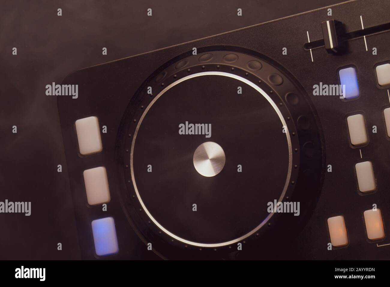 Stereo controls hires stock photography and images Alamy