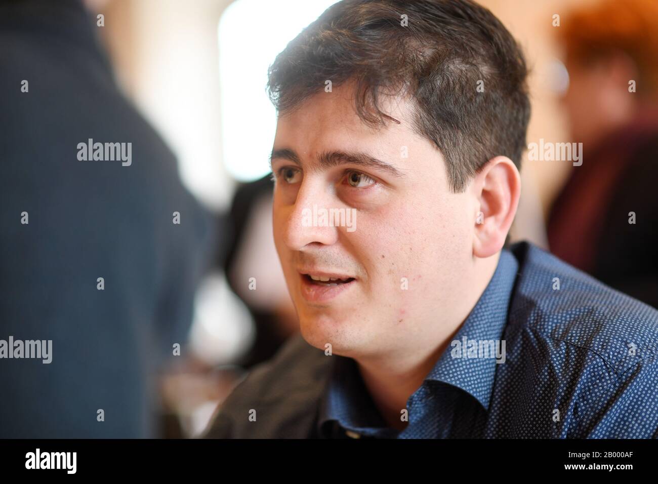 25 January 2020, Bavaria, Peißenberg: Michael Kraus, candidate of the free voters for Hohenpeißenberg, gives an interview in the context of a workshop for prospective local politicians. The Bildungswerk für Kommunalpolitik offers a workshop to prepare beginners in local politics for their task. Local elections will be held in Bavaria on 15.03.2020. Photo: Tobias Hase/dpa Stock Photo