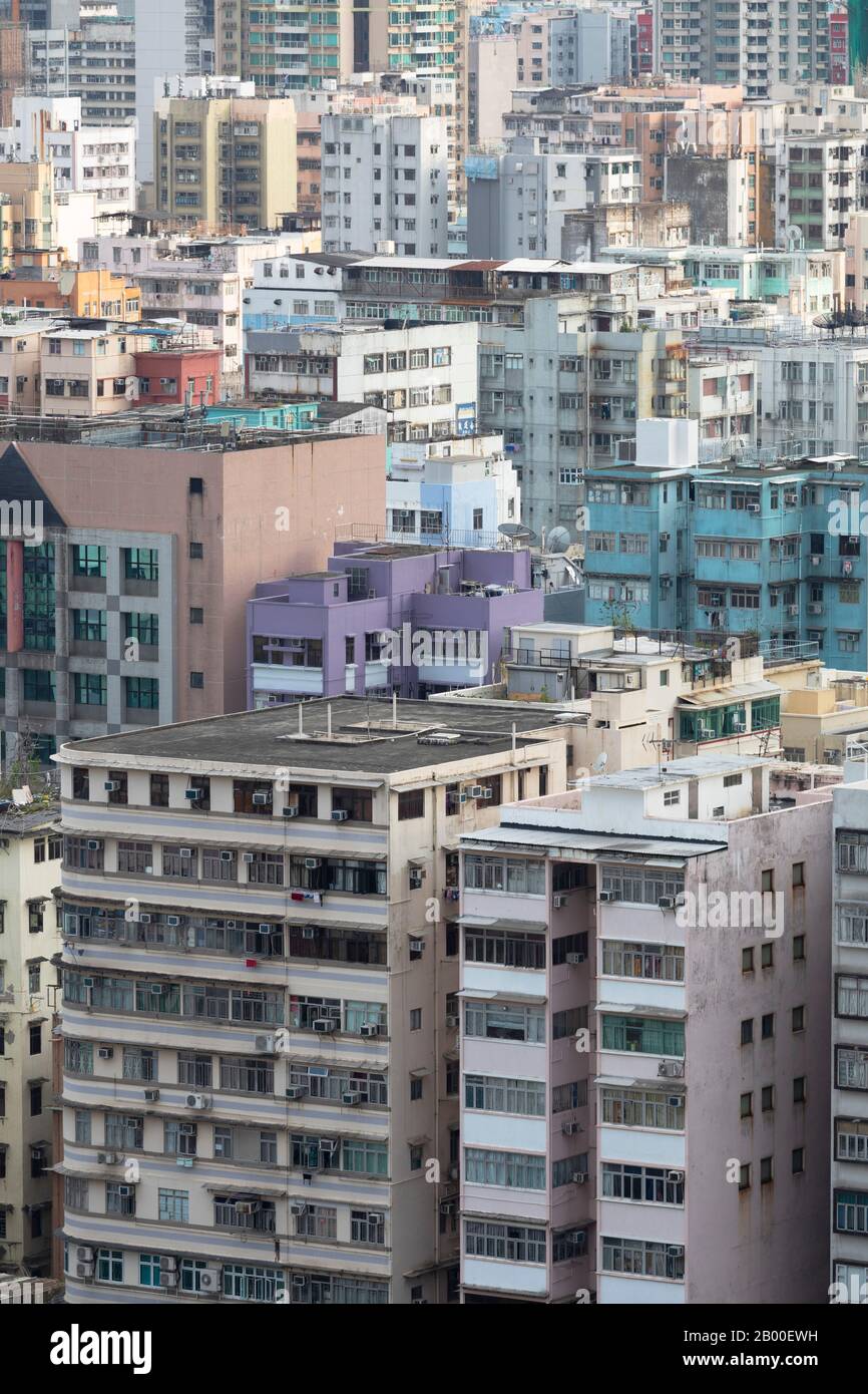Blocks high rise flats hong kong high rise hi-res stock photography and ...