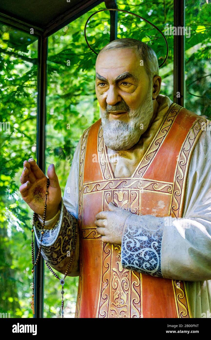 Padre pio of pietrelcina hi-res stock photography and images - Alamy